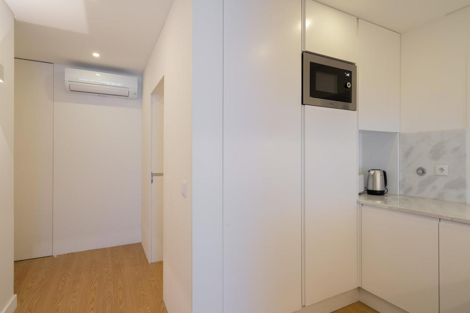 Guestready - Modern 2-Bedroom Apt In Cedofeita Porto Exterior photo